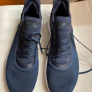 APL men sneakers size 11.5 worn once